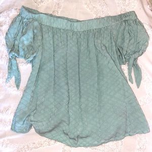 Off the shoulder top - sea foam green